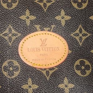 1970s Louis Vuitton Men’s Garment Luggage W/ Pockets